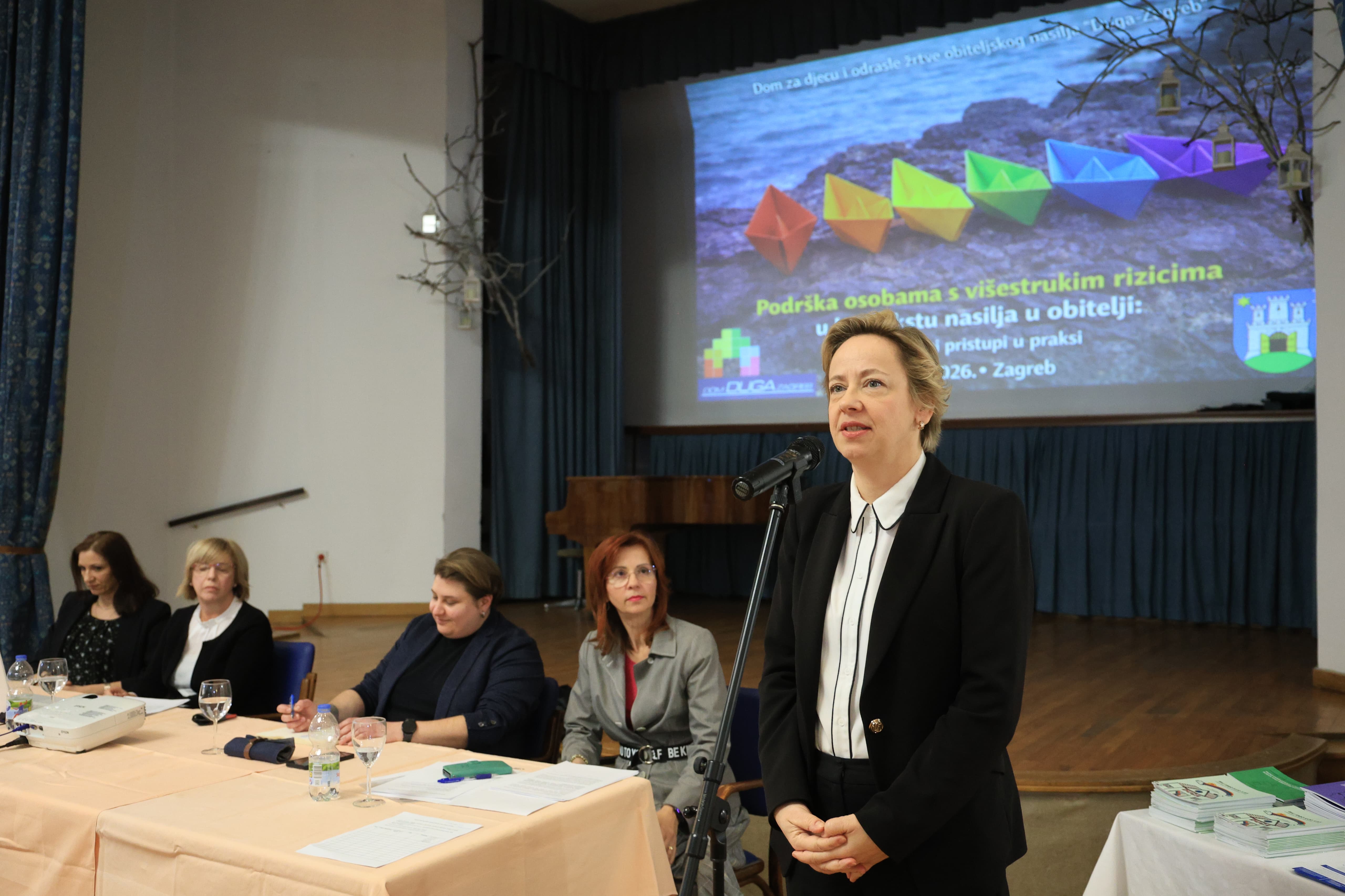 Stručni skup Doma Duga Zagreb u povodu Svjetskog dana socijalnog rada